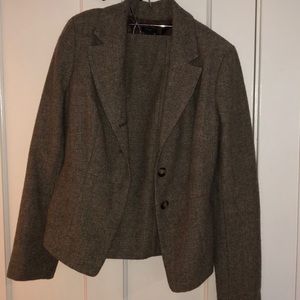 Ann Taylor suit 10